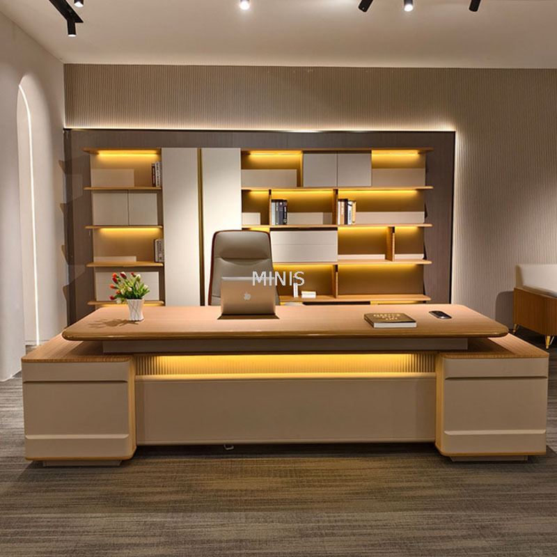 Nuova scrivania da ufficio cinese per il responsabile del design del lavoro, unica e bella